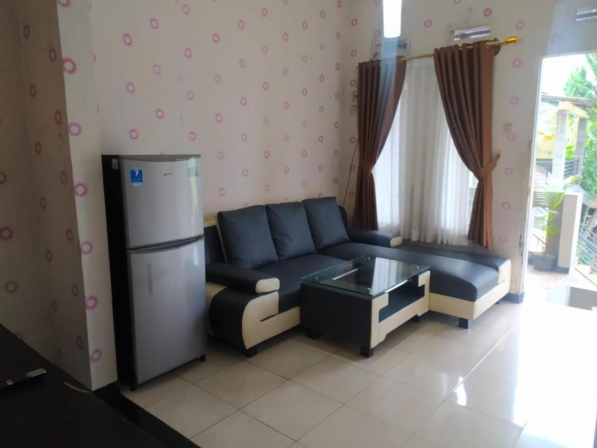 Villa Beverly Lembang Zewnętrze zdjęcie